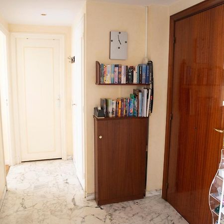 Chill Out Apartment, 2 Mins From Beach ニース エクステリア 写真