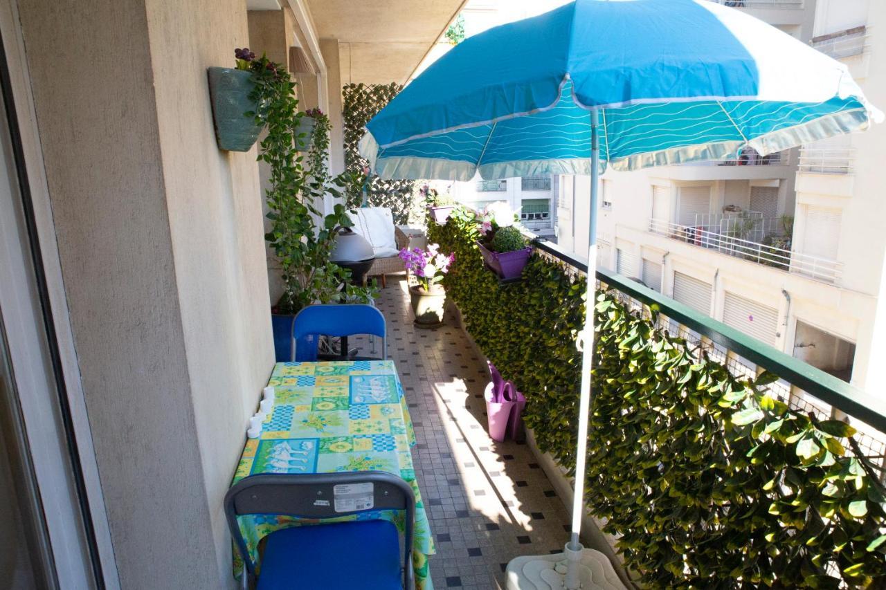 Chill Out Apartment, 2 Mins From Beach ニース エクステリア 写真