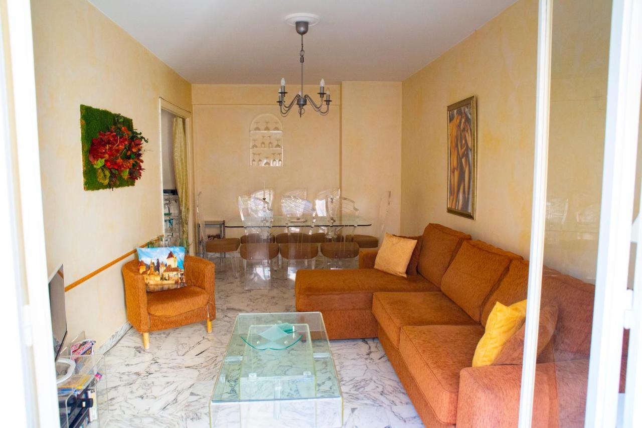 Chill Out Apartment, 2 Mins From Beach ニース エクステリア 写真